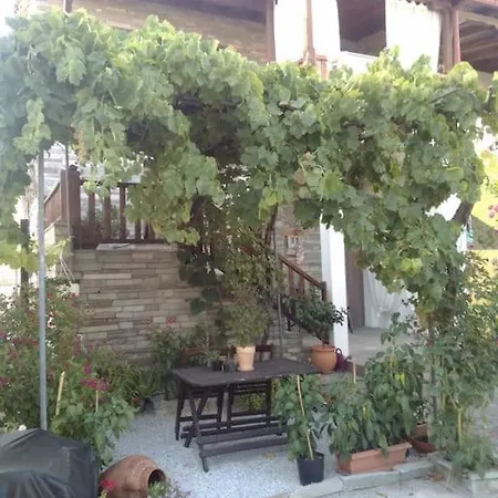 Stella's And Evi's House Casa vacanze *